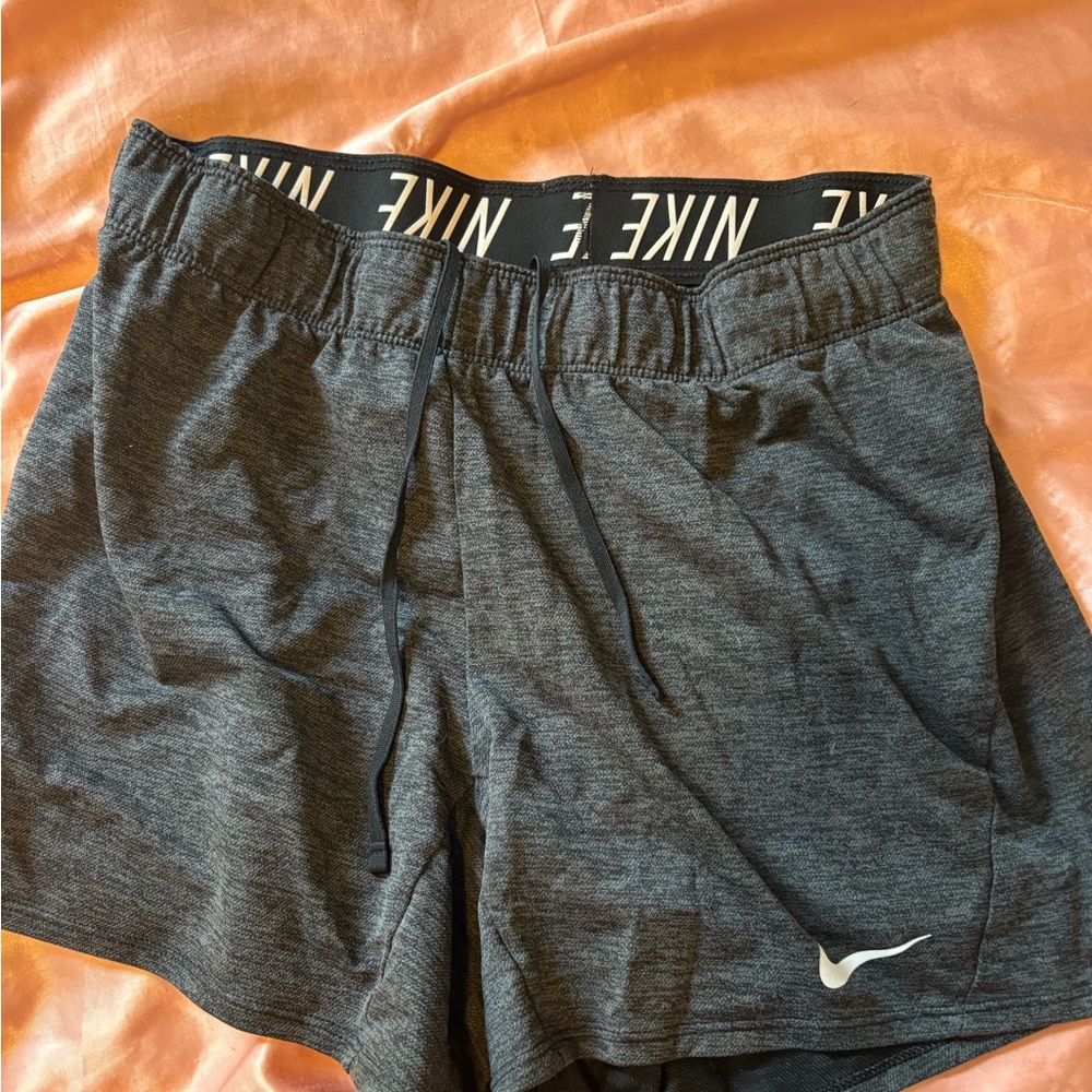 Nike Gray Athletic Shorts Lightweight Breathable Design